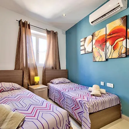 Off The Ferries Apartman *